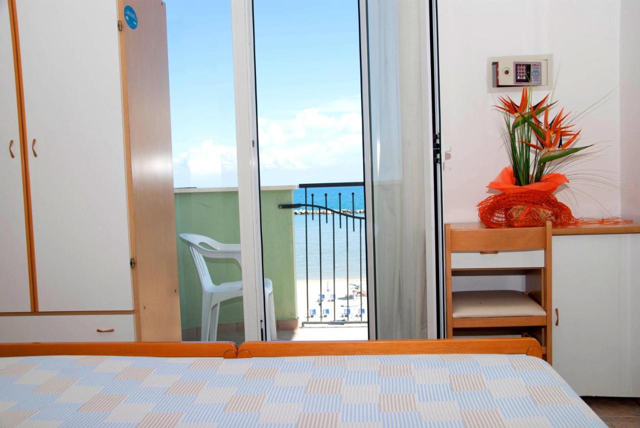 Hotel Silvana Bellaria-Igea Marina Dış mekan fotoğraf
